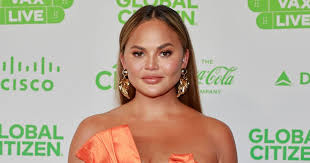 Chrissy Teigen Ethnicity, Wiki, Controversy, Husband, Age, Instagram ...